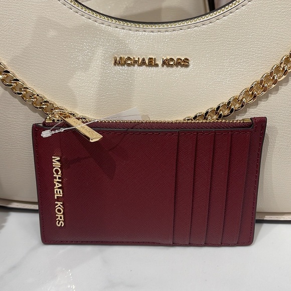 MICHAEL KORS
Jet Set Travel Medium Top Zip Leather Card Case Wallet 
Dark Cherry - Picture 4 of 16